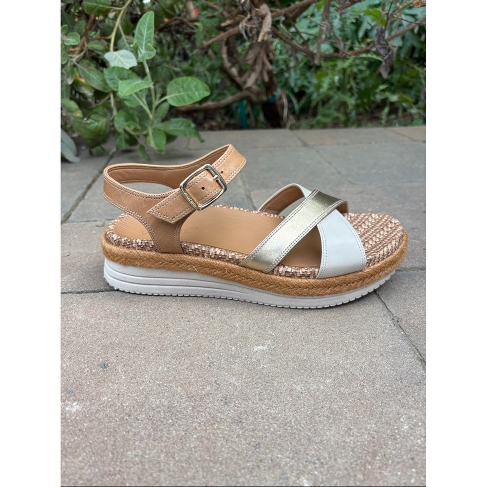 Vionic Women's Mar Wedge Sandal in Camel, Gold & Brown Leather.  EUC - Picture 8 of 16